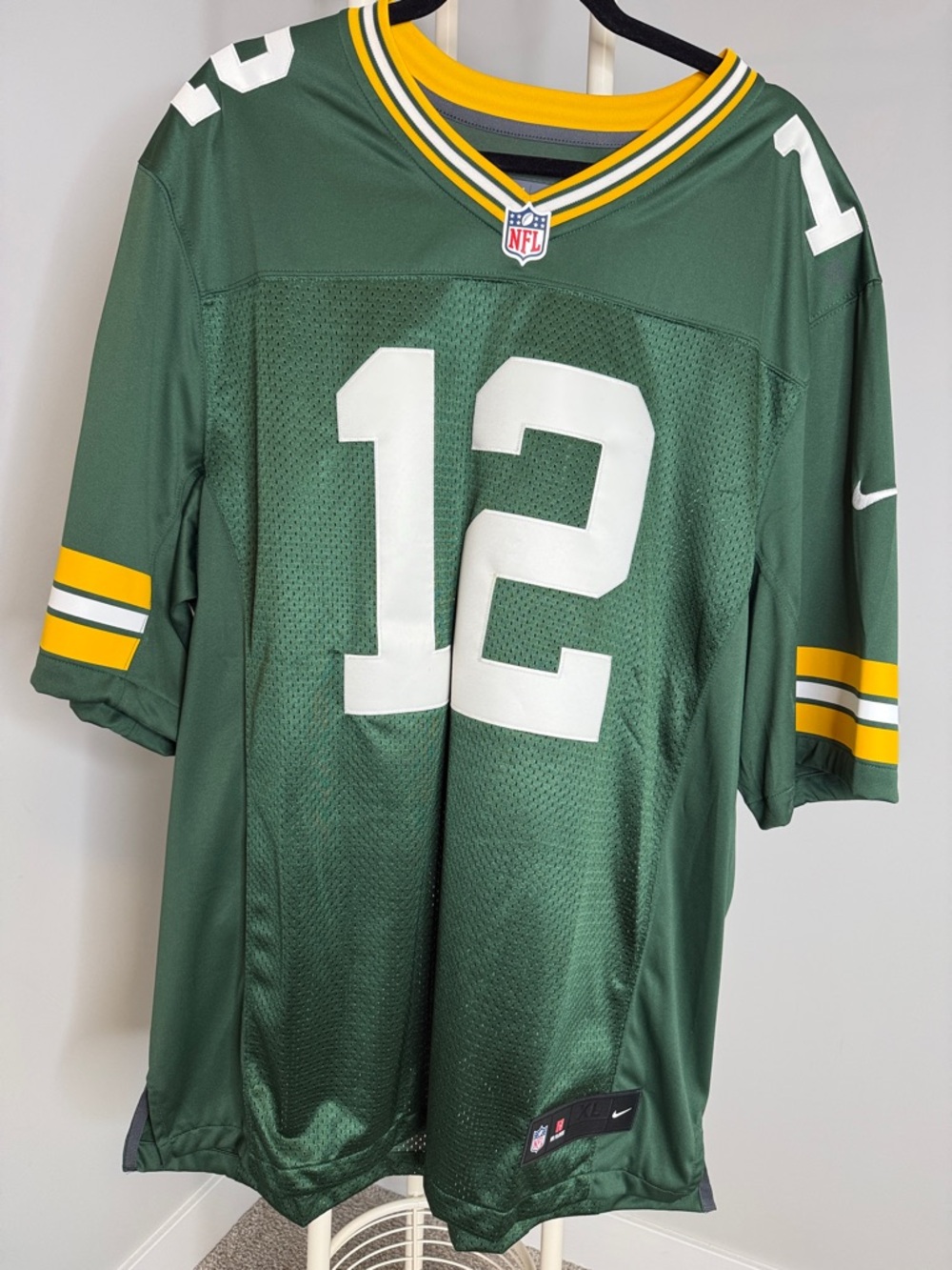 Green Bay Packers Aaron Rodgers on field jersey